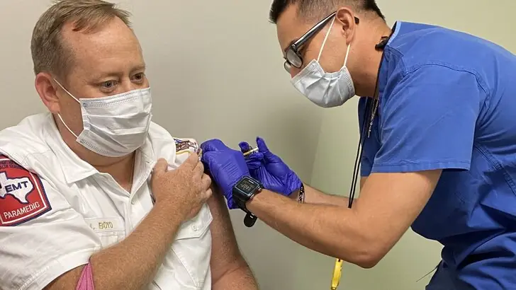 covid-vaccine-1