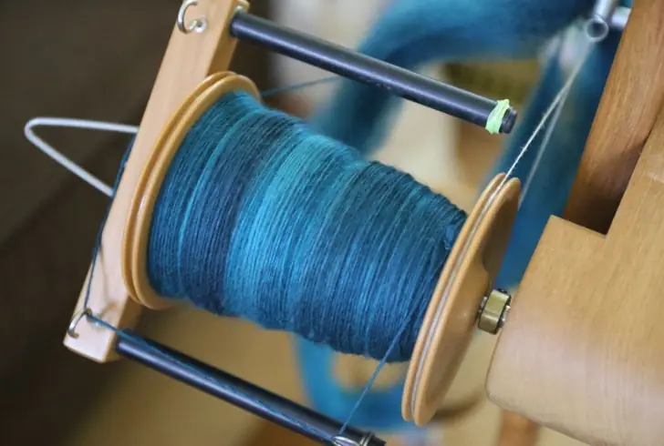 Synthetic fibres in fashion